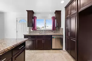 9017 Valencia St, Spring Valley, CA 91977 - Photo 8