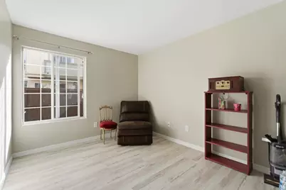 5402 Balboa Arms Dr #314, San Diego, CA 92117 - Photo 16