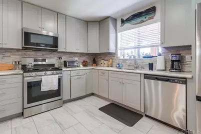 3018 Thunder Drive, Oceanside, CA 92056 - Photo 16