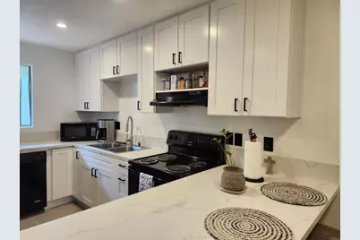 170 E Street, Chula Vista, CA 91910 - Photo 2