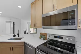 9755 Mesa Springs Way, San Diego, CA 92126 - Photo 10