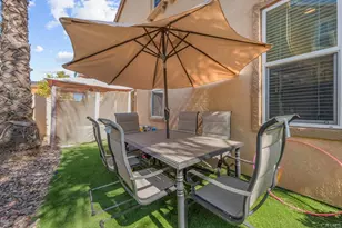 27447 Lock Haven Ct, Temecula, CA 92591 - Photo 30