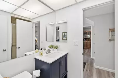 3542 Governor Drive, San Diego, CA 92122 - Photo 20