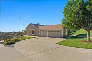 3353 Yerba Buena Dr, Fallbrook, CA 92028 - Photo 22