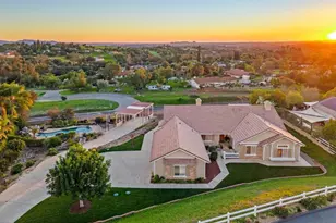 3353 Yerba Buena Dr, Fallbrook, CA 92028 - Photo 4