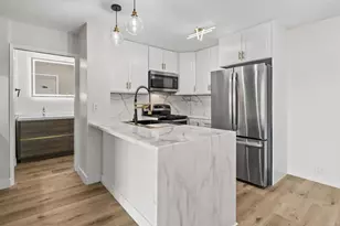 1855 Diamond St, San Diego, CA 92109 - Photo 4