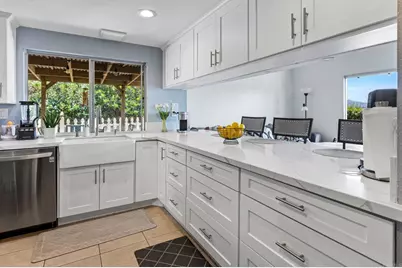 10065 Canyonview Court, Spring Valley, CA 91977 - Photo 4