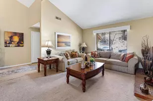 10065 Canyonview Ct, Spring Valley, CA 91977 - Photo 8