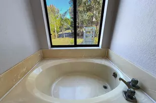1521 Kimberly Woods Dr, El Cajon, CA 92020 - Photo 16