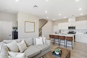 2042 Bluestone Cir, Chula Vista, CA 91913 - Photo 10