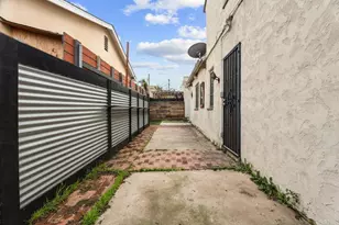 527 K Ave, National City, CA 91950 - Photo 12