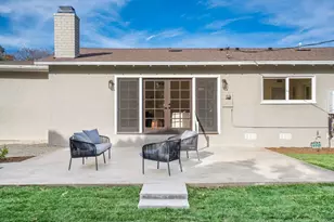 18438 Los Alimos St, Northridge, CA 91326 - Photo 22
