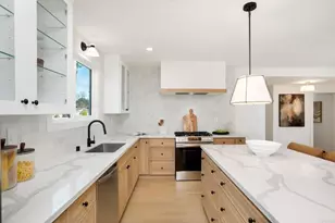 18438 Los Alimos St, Northridge, CA 91326 - Photo 10