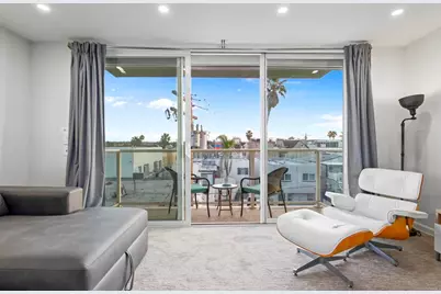 725 Redondo Court #27, San Diego, CA 92109 - Photo 8