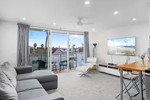 725 Redondo Ct, San Diego, CA 92109 - Photo 10
