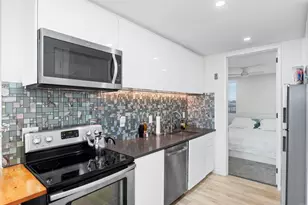 725 Redondo Ct, San Diego, CA 92109 - Photo 6