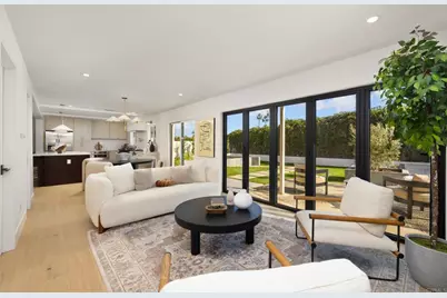 21792 Kaneohe Ln, Huntington Beach, CA 92646 - Photo 14