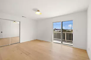 21792 Kaneohe Ln, Huntington Beach, CA 92646 - Photo 24