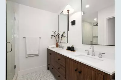 21792 Kaneohe Ln, Huntington Beach, CA 92646 - Photo 18