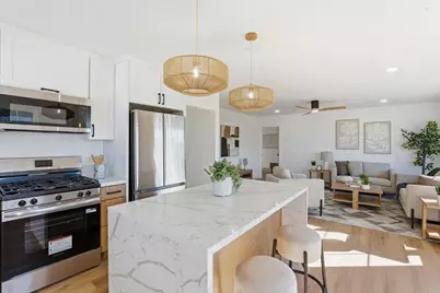 704 J Street, Chula Vista, CA 91910 - Photo 8