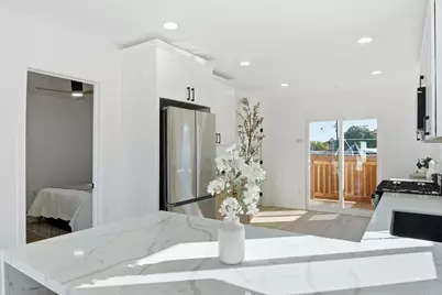 704 J Street, Chula Vista, CA 91910 - Photo 32