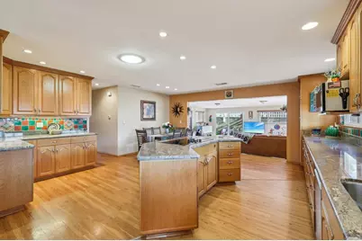 8477 Harwell Drive, San Diego, CA 92119 - Photo 16