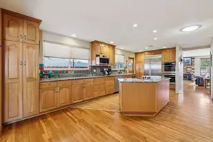 8477 Harwell Dr, San Diego, CA 92119 - Photo 22