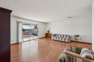 10647 Montura Ct, Santee, CA 92071 - Photo 8