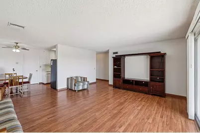 10647 Montura Court, Santee, CA 92071 - Photo 6