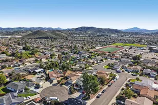 10647 Montura Ct, Santee, CA 92071 - Photo 38