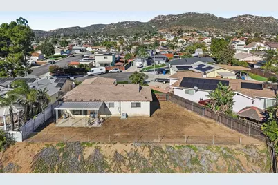 10647 Montura Court, Santee, CA 92071 - Photo 48