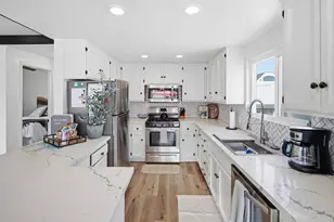 720 Devon Ct, San Diego, CA 92109 - Photo 24