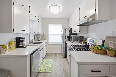 720 Devon Court, San Diego, CA 92109 - Photo 10