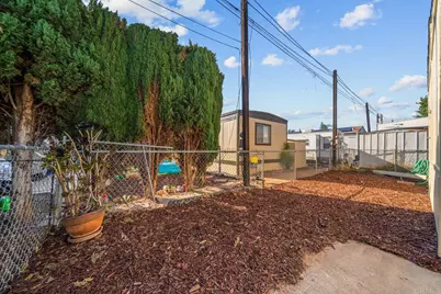 1425 E Madison Avenue #18, El Cajon, CA 92019 - Photo 16