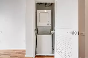 321 Tenth Ave, San Diego, CA 92101 - Photo 8