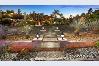 1144 Bellvine Trail, El Cajon, CA 92019 - Photo 2