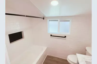 220 Southlook Avenue, San Diego, CA 92113 - Photo 10