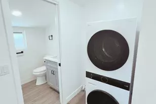 220 Southlook Ave, San Diego, CA 92113 - Photo 10