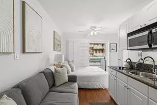 1021 Scott St, San Diego, CA 92106 - Photo 10