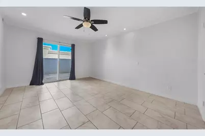 415 E Avenida Granada, Palm Springs, CA 92264 - Photo 16