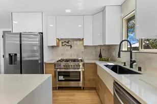 4984 Gaylord Dr, San Diego, CA 92117 - Photo 4