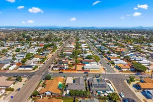 4984 Gaylord Dr, San Diego, CA 92117 - Photo 34