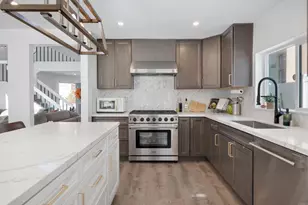 2140 Waterside Dr, Chula Vista, CA 91913 - Photo 6