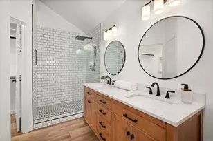 11330 Camino Playa Cancun, San Diego, CA 92124 - Photo 16