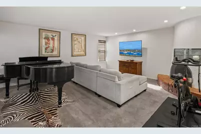 1411 8th Street, Coronado, CA 92118 - Photo 10