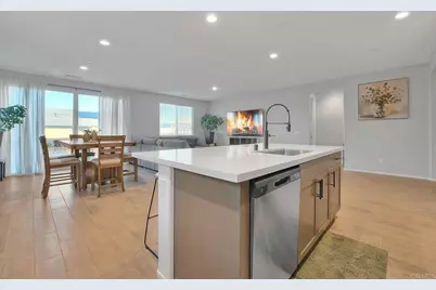 11912 Olivine Road, Victorville, CA 92392 - Photo 14