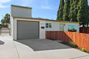 6837 Celia Vista Dr, San Diego, CA 92115 - Photo 2