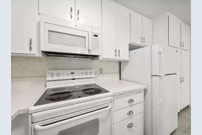 6390 Rancho Mission Road #202, San Diego, CA 92108 - Photo 8