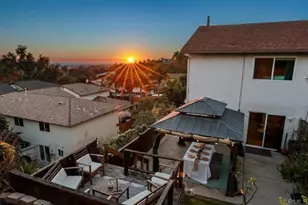 2128 Via Sonora, Oceanside, CA 92054 - Photo 2