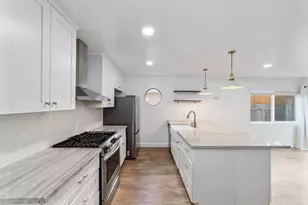 8324 Calle Calzada, San Diego, CA 92126 - Photo 18